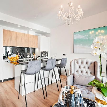 Puerto Banus Luxurious Apartment In The Heart Of The Port Marbella Exterior foto