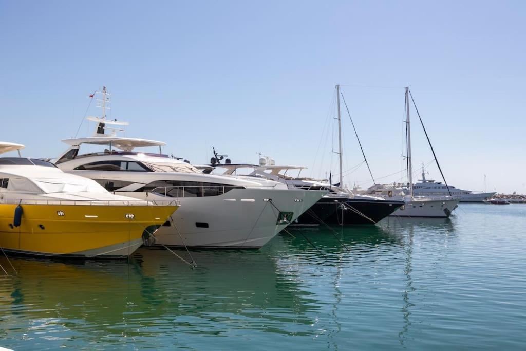 Puerto Banus Luxurious Apartment In The Heart Of The Port Marbella Exterior foto