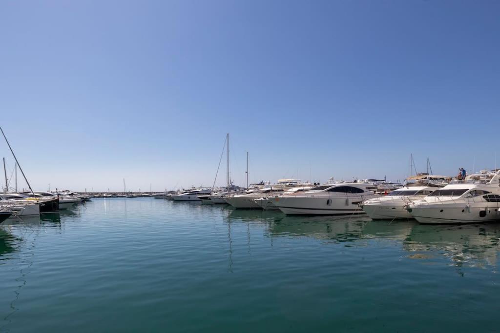 Puerto Banus Luxurious Apartment In The Heart Of The Port Marbella Exterior foto