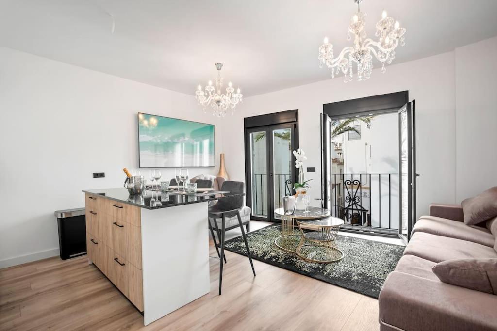 Puerto Banus Luxurious Apartment In The Heart Of The Port Marbella Exterior foto